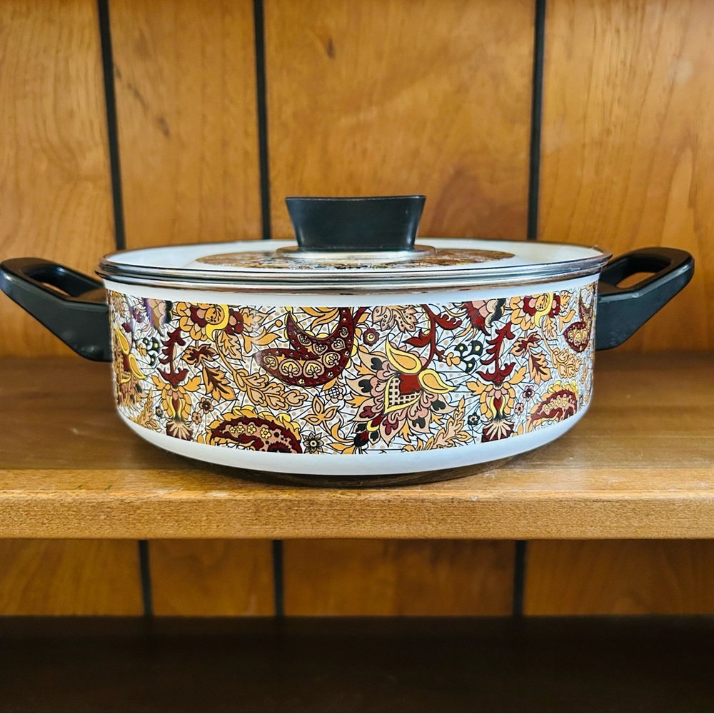 Fancipans Vintage 70s Brown Gold Autumn Leaves Paisley France Enamel Lid 2.5 Qt